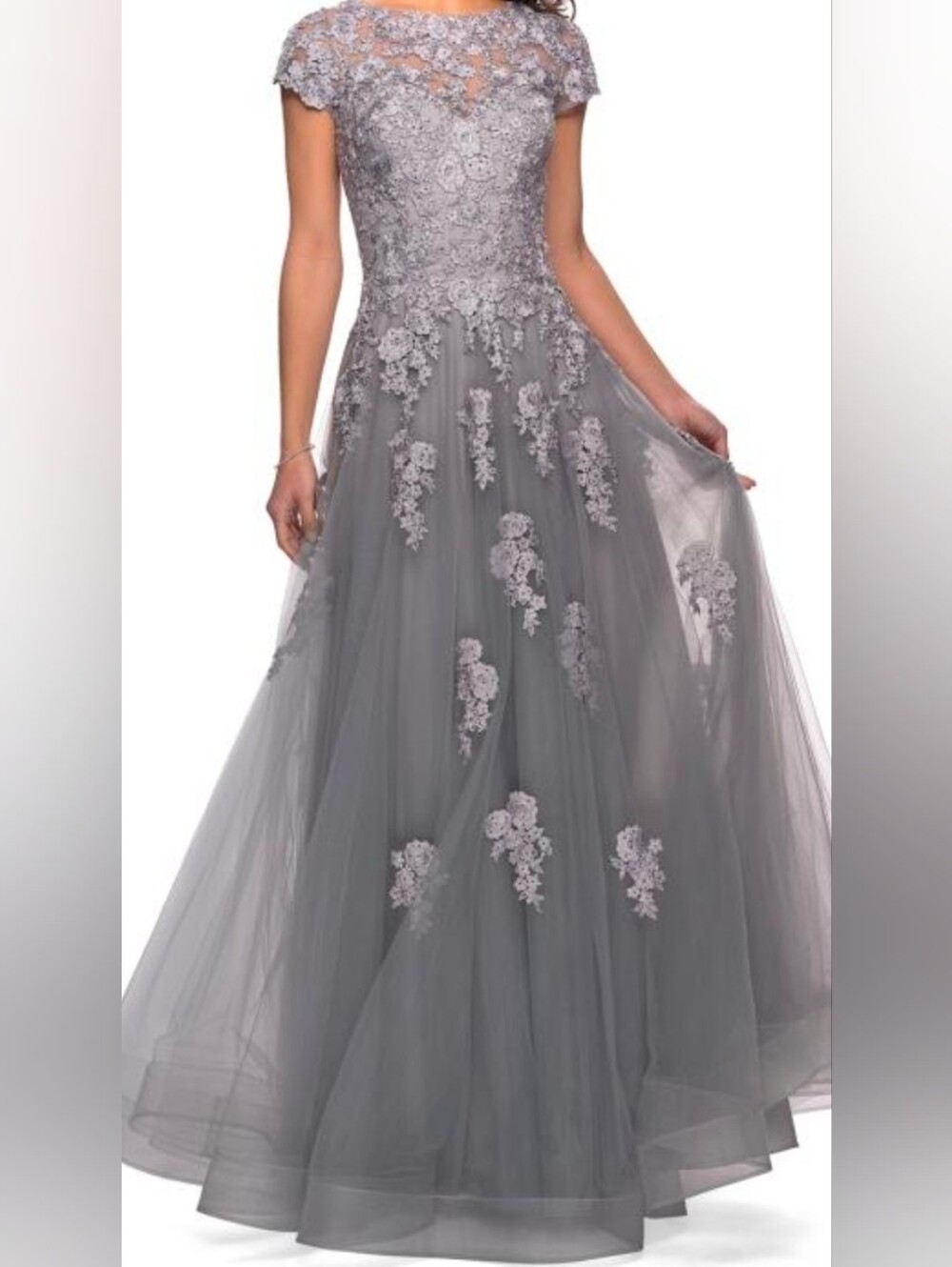 La FEMME NWT Silver Gray Lace Appliqué Tulle Evening Gown Dress Size 12